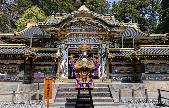 日光東照宮分霊三日月神輿